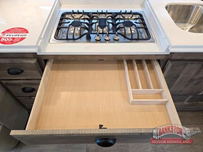 2026 Allegro Breeze 33 BR — photo 17 view