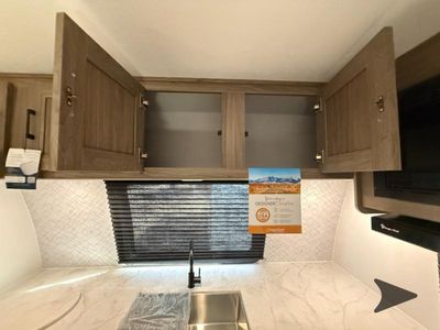 2026 Coachmen RV Freedom Express Ultra Lite - Photo 38