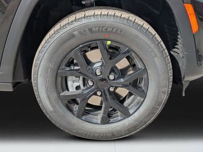 2025 Jeep Grand Cherokee L - Photo 9