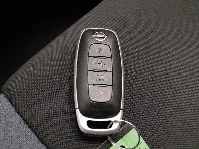 2023 Nissan Versa - Photo 15