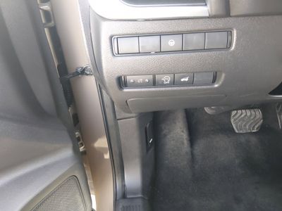 2025 Nissan Rogue — photo 13 view
