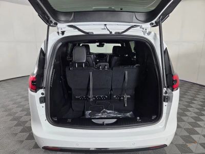 2026 Chrysler Pacifica — photo 20 view