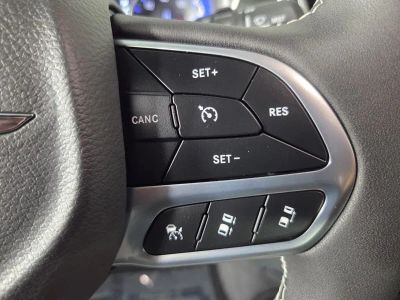 2026 Chrysler Pacifica — photo 14 view