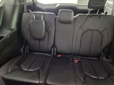 2026 Chrysler Pacifica — photo 19 view
