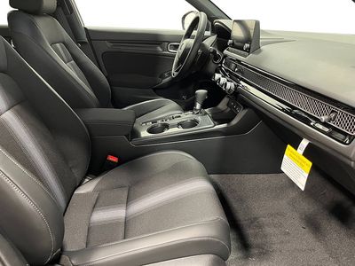 2026 Honda Civic Hatchback - Photo 25