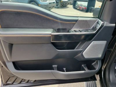 2023 Ford F-150 — photo 17 view