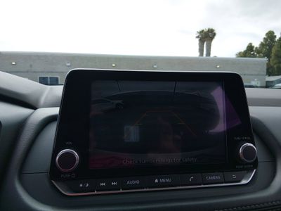 2023 Nissan Rogue — photo 16 view