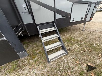 2018 Keystone RV Fuzion - Photo 9
