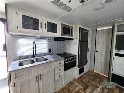 2022 Forest River RV Shasta - Photo 3