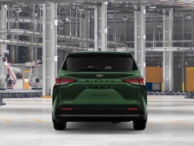 2026 Toyota Sienna — photo 10 view