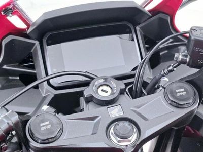 2025 Honda CBR500R - Photo 12