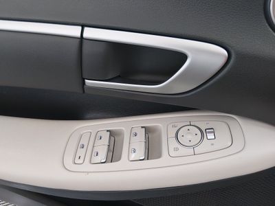 2024 Hyundai Sonata - Photo 16