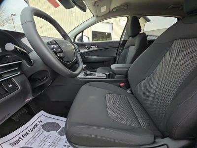 2026 Kia Sportage — photo 9 view