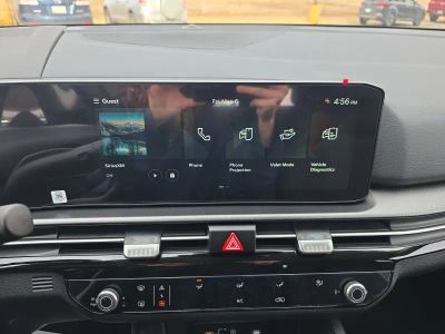 2026 Kia Sportage — photo 11 view
