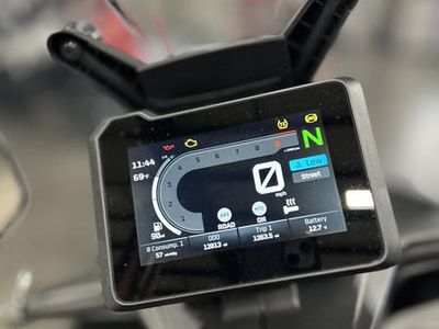 2024 KTM 790 Adventure - Photo 9