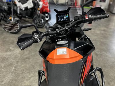 2024 KTM 790 Adventure - Photo 8