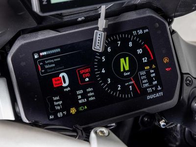 2022 Ducati Multistrada V4 Ducati Red - Photo 21