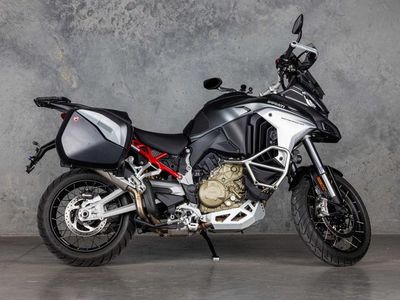 2022 Ducati Multistrada V4 Ducati Red - Photo 23