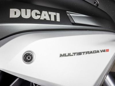 2022 Ducati Multistrada V4 Ducati Red - Photo 35
