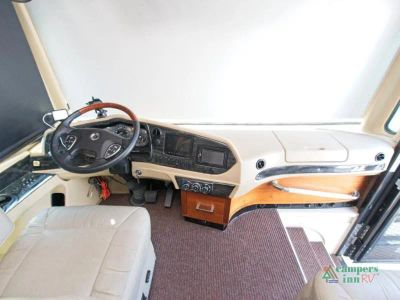 2017 Tiffin Motorhomes Allegro Bus — photo 11 view