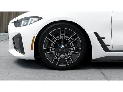 2026 BMW i4 xDrive40 — photo 7 view