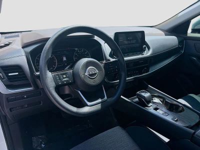 2023 Nissan Rogue — photo 9 view