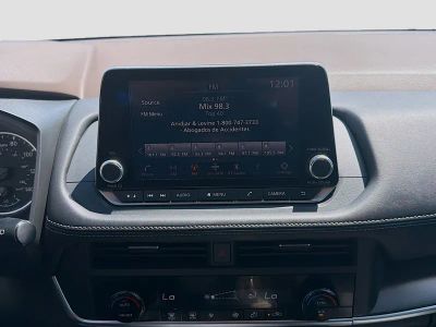 2023 Nissan Rogue — photo 12 view