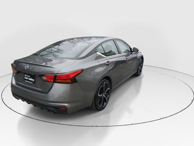2024 Nissan Altima — photo 7 view