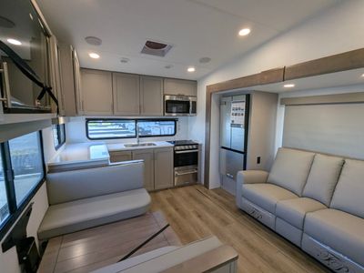 2026 Alliance RV Avenue All-Access Series - Photo 3