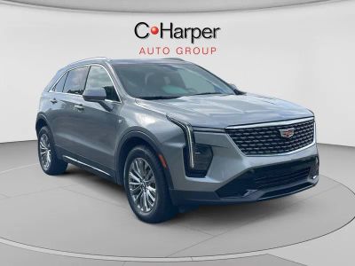 2024 Cadillac XT4 Premium Luxury in Argent Silver Metallic — front three-quarter view
