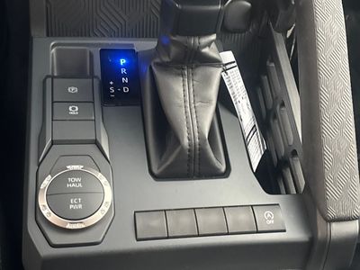 2026 Toyota Tacoma — photo 13 view
