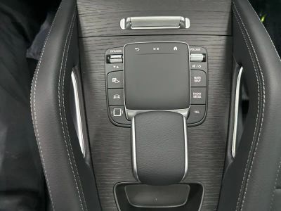 2026 Mercedes-Benz GLE — photo 18 view
