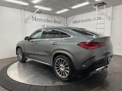 2026 Mercedes-Benz GLE — interior view