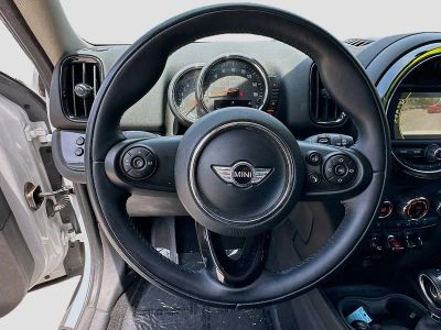 2017 MINI Cooper Countryman — photo 8 view