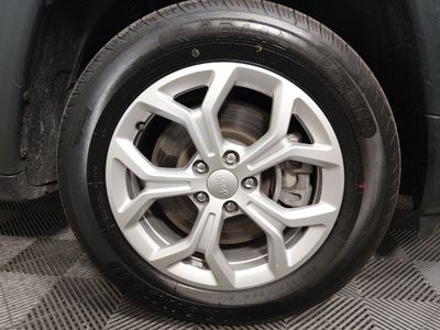 2024 Jeep Compass — photo 10 view