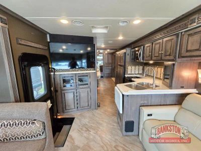 2017 Adventurer 35P - Photo 19