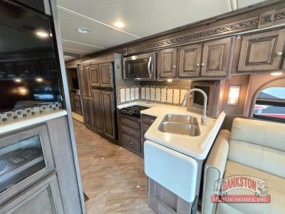 2017 Adventurer 35P - Photo 20