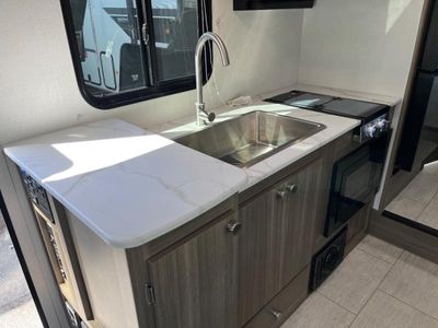 2026 Coachmen RV Freelander - Photo 16