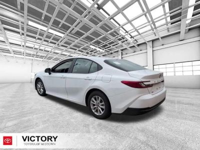 2026 Toyota Camry - Photo 5