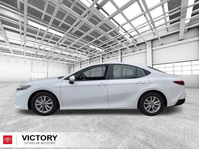 2026 Toyota Camry - Photo 6
