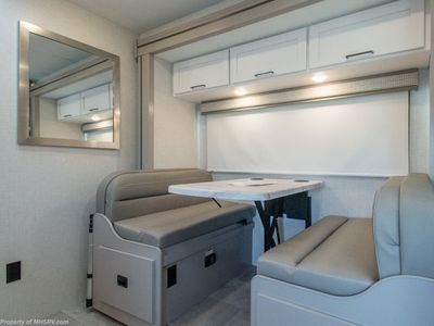 2026 Thor Motor Coach Quantum - Photo 10