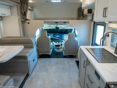 2026 Thor Motor Coach Quantum - Photo 3