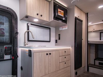 2026 Entegra Coach Condor - Photo 12