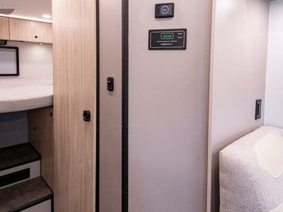 2026 Entegra Coach Condor - Photo 10