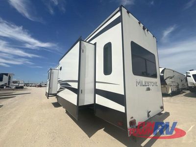 2020 Heartland Milestone - Photo 5