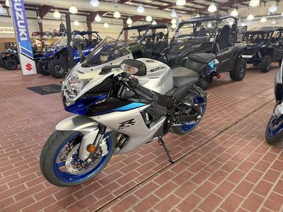 2026 Suzuki GSX-R600 - Photo 3