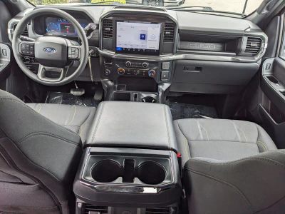2025 Ford F-150 — photo 13 view