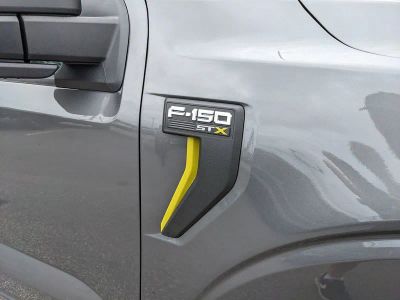 2025 Ford F-150 — photo 9 view