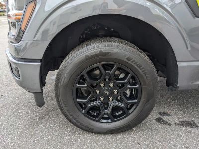 2025 Ford F-150 — photo 33 view