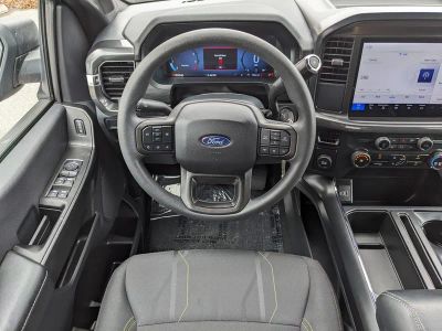 2025 Ford F-150 — photo 14 view
